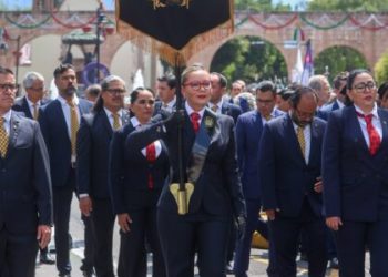 La fuerza de las y los nicolaitas se hizo presente en el desfile cívico con motivo del 215 aniversario del inicio de la Independencia de México