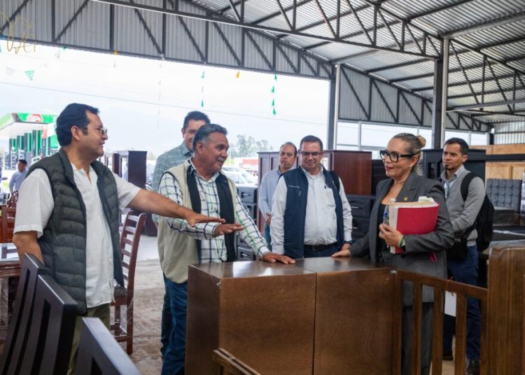 UMSNH y sector productivo de Ciudad Hidalgo se unen para apuntalar la industria maderera