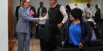 Tras 20 años de espera, se avanza en los Concursos de Oposición Interno definitivos de la UMSNH; Yarabí Ávila se reúne con docentes