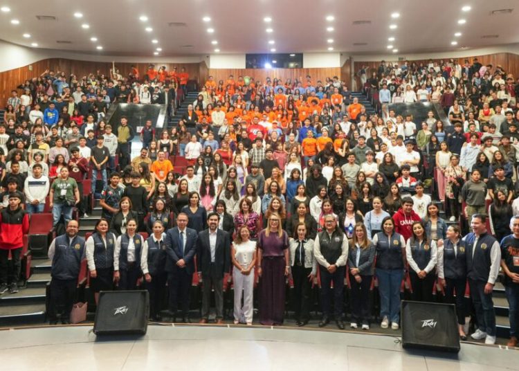 Cultura, parte esencial de la formación integral del estudiantado: Yarabí Ávila