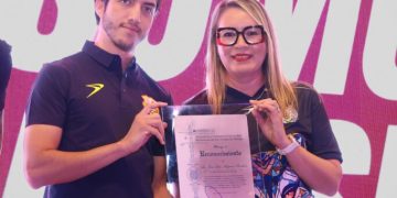 Alianza entre UMSNH y Atlético Morelia abre las puertas a nuevos sueños, señala Yarabí Ávila; presentan equipo femenil de TDP