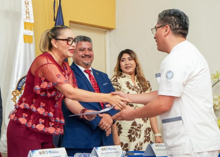 Licenciatura en Enfermería obtiene la Opinión Técnica Académica Favorable de la CIFRHS; Yarabí Ávila destaca este logro