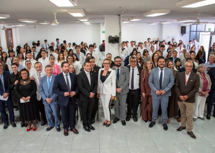 Medicina es una forma de humanismo en acción, una expresión viva del espíritu nicolaita: Yarabí Ávila 