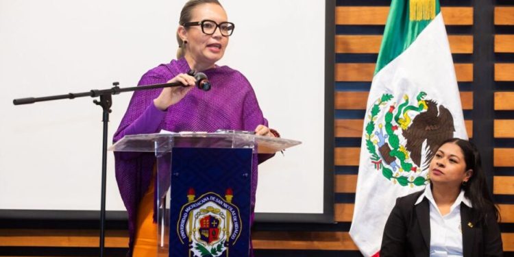 A utilizar la Inteligencia Artificial para generar beneficios a la comunidad, convoca Yarabí Ávila a estudiantes