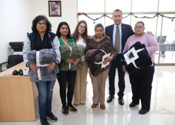 ¡Abriguemos corazones!, UMSNH invita a participar en la campaña de donación de cobijas