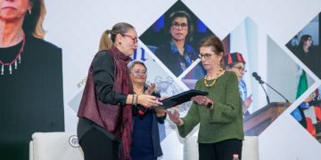 La doctora Annie Pardo incentiva a las y los estudiantes nicolaitas a convertirse en los futuros investigadores
