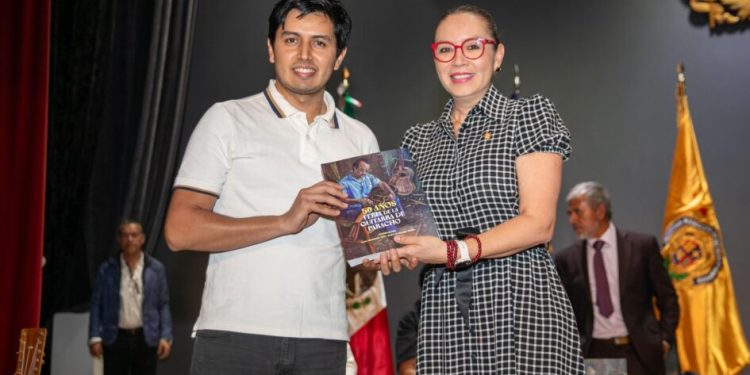 UMSNH aliada de los municipios michoacanos, señala Yarabí Ávila; destaca creación de Licenciatura en Guitarrería