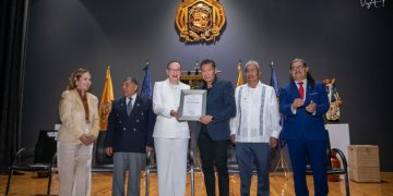 Por primera vez en la historia de la UMSNH, se reconoce la trayectoria y entrega de quienes han dedicado su vida a la radio y la televisión en Michoacán