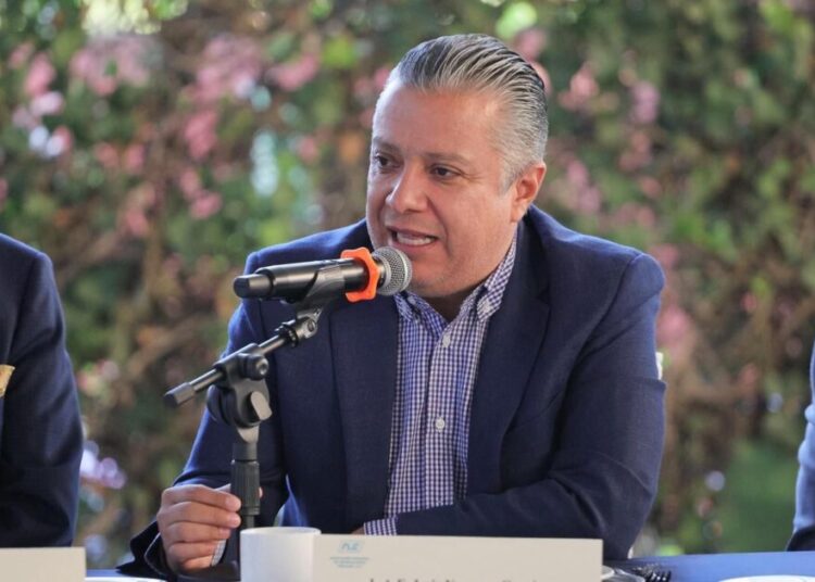 UMSNH cuenta con presupuesto histórico por parte del Gobierno de Michoacán: Luis Navarro