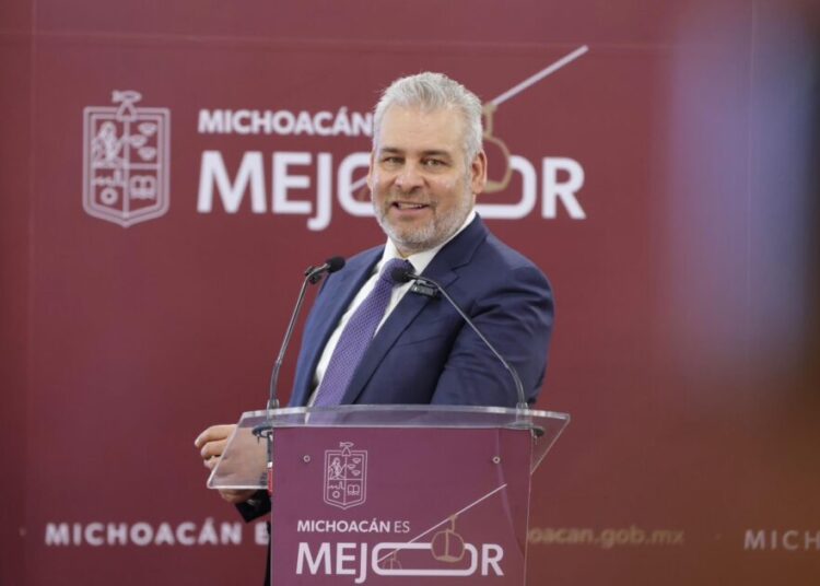 Hospital, escuelas y caminos; destaca Bedolla inversión histórica para Arantepacua