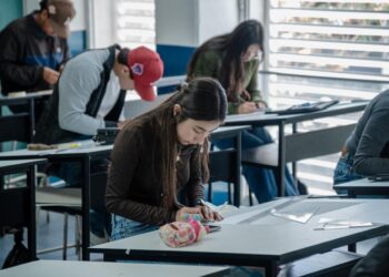 Si te gusta la creatividad y la conciencia social, puedes estudiar Arquitectura en la UMSNH