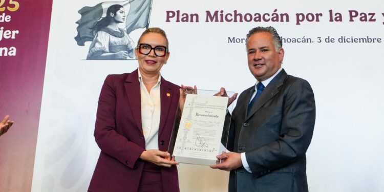 UMSNH obtiene tres nuevas patentes en administración de Yarabí Ávila