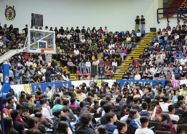 GUÍAS DE ESTUDIO PARA EXAMEN DE INGRESO A LA UMSNH SON GRATUITAS, NO TE DEJES ENGAÑAR