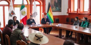 Gobierno de Michoacán mantiene atención permanente a familias de brigadistas caídos en combate a incendios forestales: Raúl Zepeda