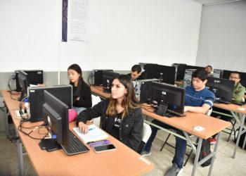 Excelencia educativa, eje central en gestión de Yarabi Ávila; Licenciatura en Ingeniería en Computación recibe reacreditación