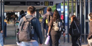 DOCENTES Y ESTUDIANTES DE LA UMSNH REGRESAN A CLASES PRESENCIALES