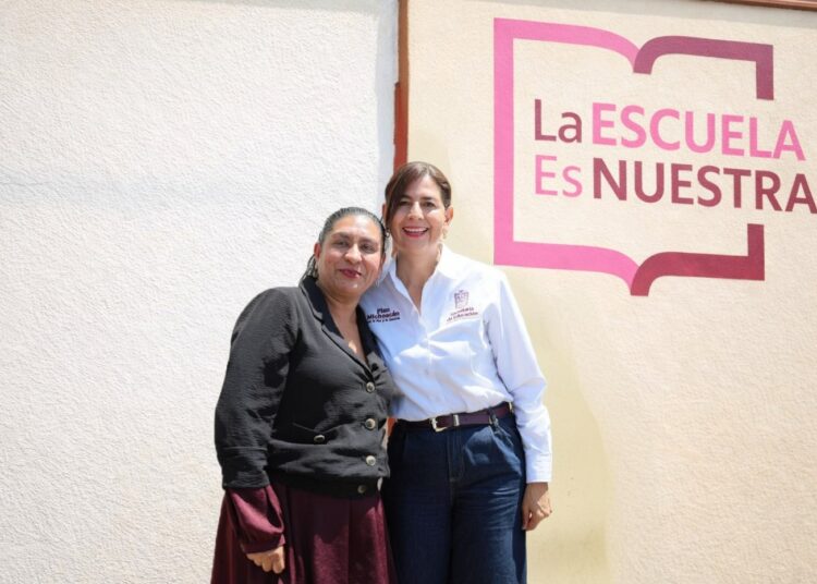 Becas e infraestructura fortalecen la educación en Michoacán: Gabriela Molina