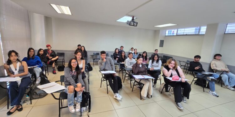 Con las pilas recargadas regresan nicolaítas a clases para concluir semestre