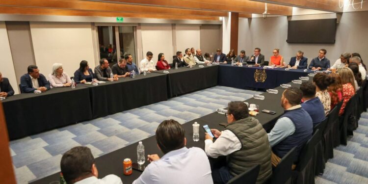 Directivos cierran filas con la UMSNH