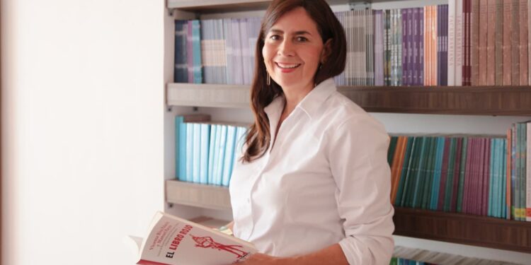 Gabriela Molina impulsa la Ruta de la Lectura en 40 municipios