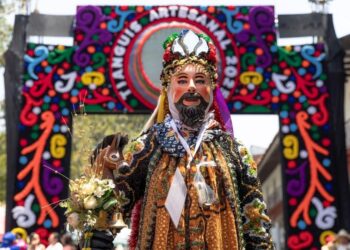 Música, color y tradición: Así se vivió el espectacular desfile del Tianguis Domingo de Ramos