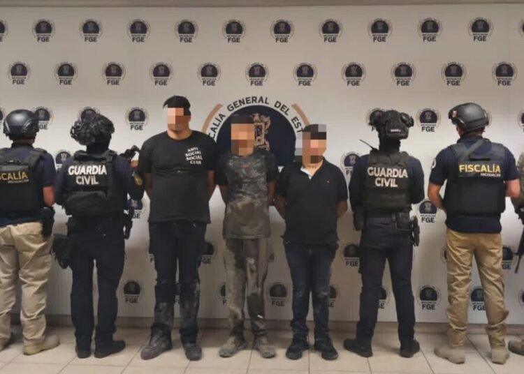 En acción interinstitucional, se rescataron 2 víctimas de secuestro en Chucándiro: SSP
