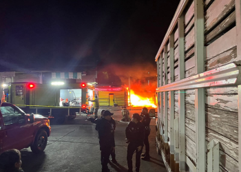 Queman negocio de maquinas tragamonedas en Morelia