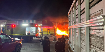 Queman negocio de maquinas tragamonedas en Morelia