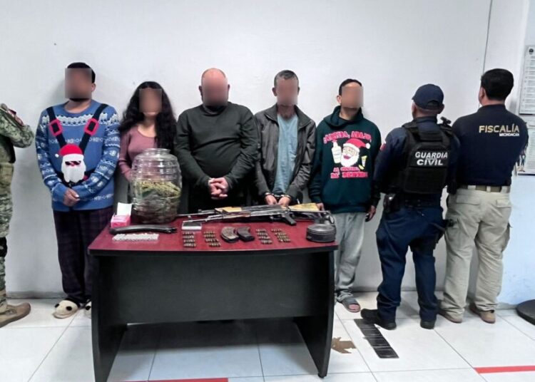Operativo interinstitucional en Tancítaro deja 5 detenidos y 2 armas aseguradas: SSP