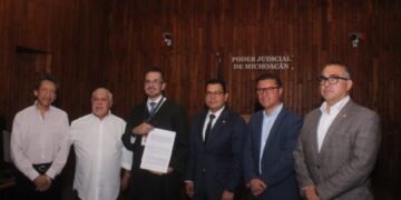Próximo lunes, regreso a clases en la UMSNH, concluye huelga