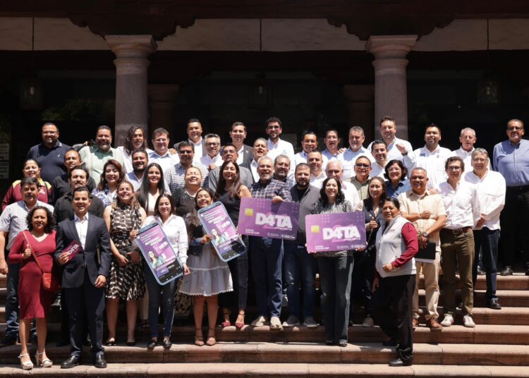 Más de 80 mil estudiantes de prepa y universidad ya tienen chip D4ta Datos Gratis
