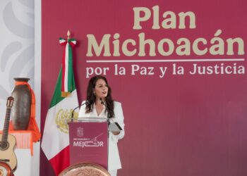 Aumento salarial y apoyo por defunción, beneficios magisteriales: Gabriela Molina