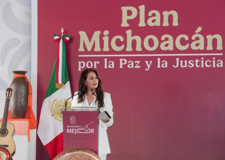 Aumento salarial y apoyo por defunción, beneficios magisteriales: Gabriela Molina