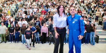 La educación transforma realidades; del campo michoacano al espacio exterior