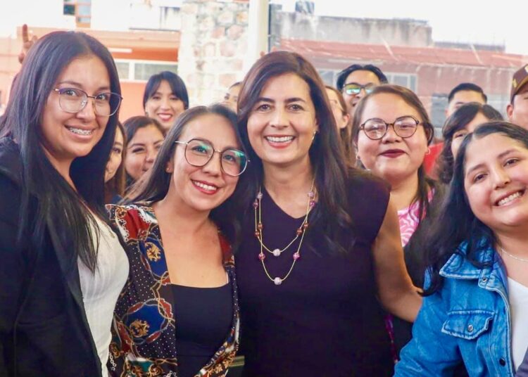 Docentes de Michoacán llevarán su voz al foro nacional de la Nueva Escuela Mexicana: Gabriela Molina
