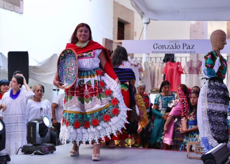Éxito total con “Michoacán en las Manos”en el Clavijero; impulsó ventas directas de las y los artesanos