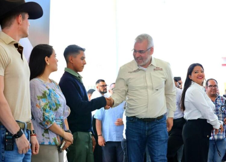 Inversión histórica de 4 mil mdp en escuelas para transformar el futuro de Michoacán: Bedolla
