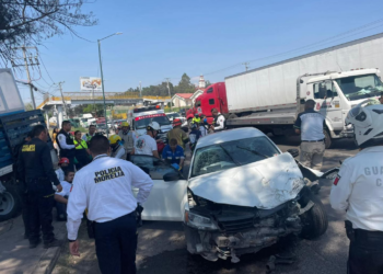 Tráiler robado choca al querer darse a la fuga en Morelia