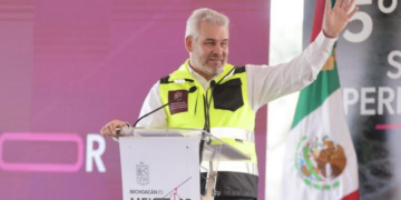 Bedolla gestiona autopista Zamora-Uruapan
