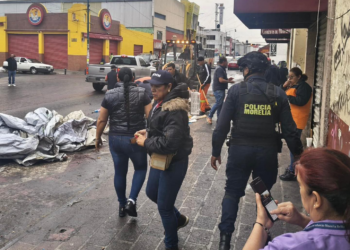 Desalojan a ambulantes en el mercado Independencia en Morelia