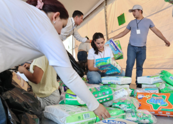 Michoacán pone el cuidado al centro; Caravana Jalo por las mamás comenzará entrega de pañales