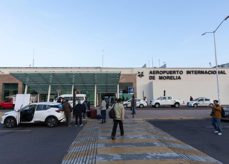 Modernización del Aeropuerto de Morelia iniciará en octubre; se invertirán mil mdp: Bedolla