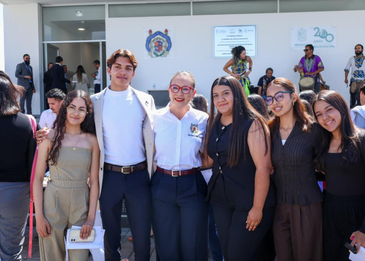 ESTE VIERNES, ÚLTIMO DÍA PARA APLICAR AL PASE POR EXCELENCIA ACADÉMICA DE BACHILLERATO A LICENCIATURA DE LA UMSNH