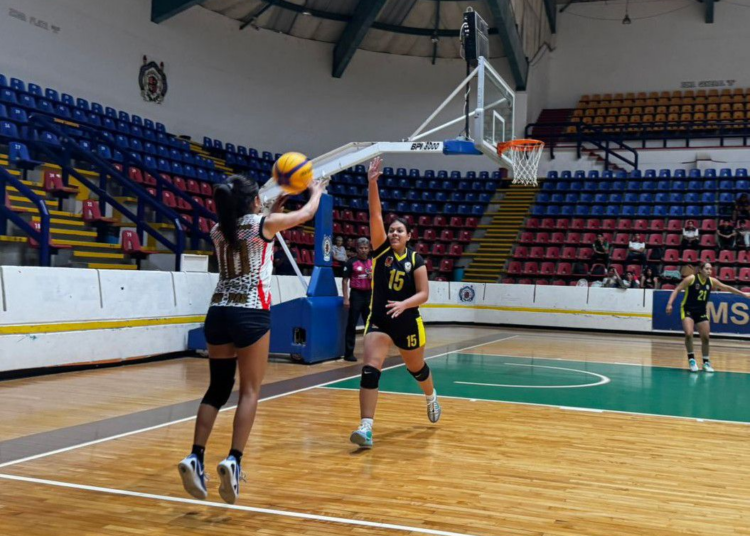 UNIVERSIADA ESTATAL REANUDA ACTIVIDADES; EQUIPOS DE BÁSQUETBOL DE LA UMSNH CALIFICAN AL REGIONAL