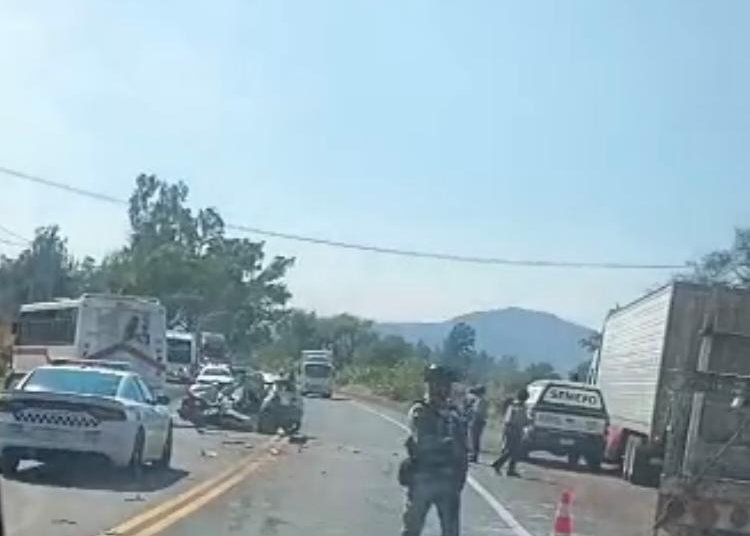 Fuerte choque en Zamora deja persona sin vida