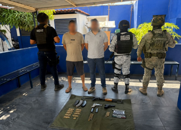 Traían arsenal en Lázaro Cárdenas