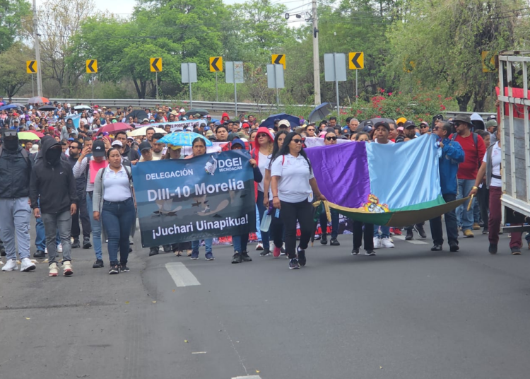 Maestros se manifiestan este lunes en Morelia