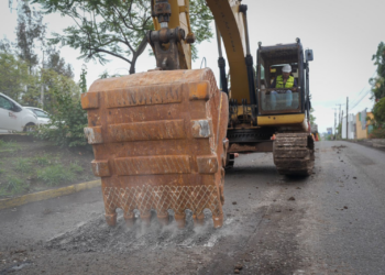 Inicia construcción del carril confinado del Morebús