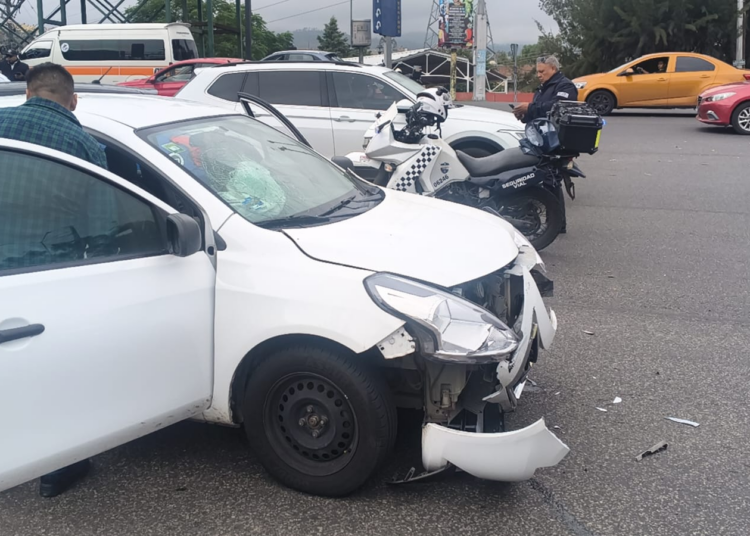 Aparatoso choque en Libramiento de Morelia