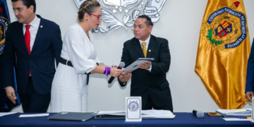JOSÉ HERRERA CAMACHO, NUEVO DIRECTOR DEL IIAF; YARABÍ ÁVILA LE TOMA PROTESTA